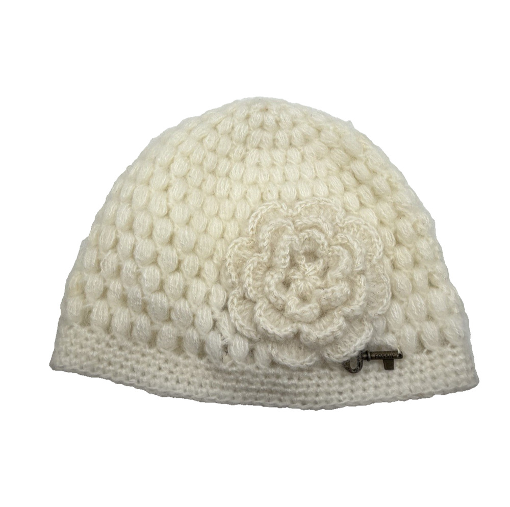 Fossil Crochet Knit Flower Beanie Winter Hat Ivory Cream One Size Key Charm